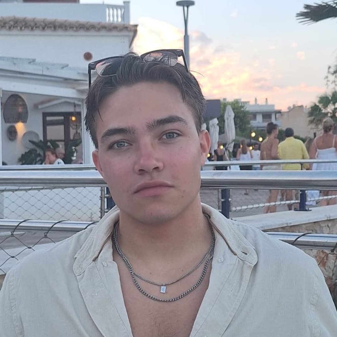 Profile image placeholder