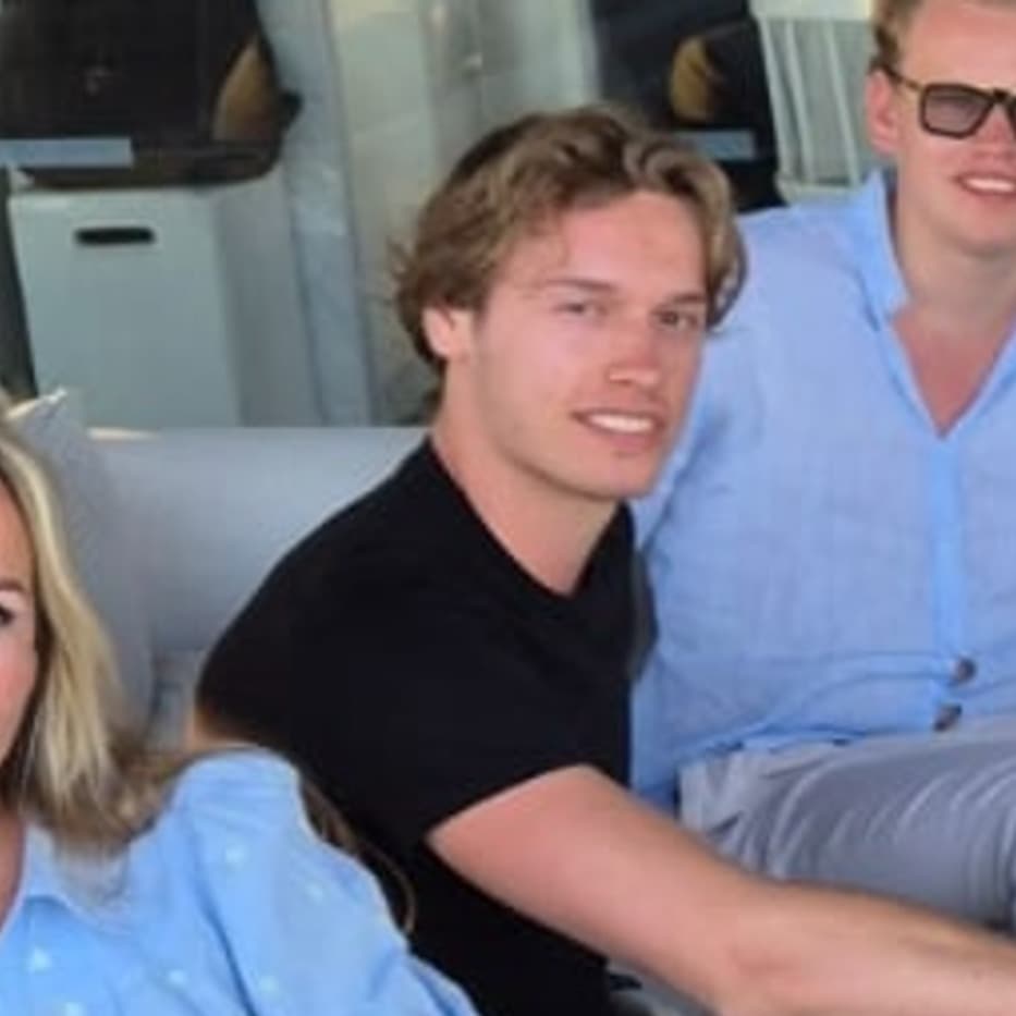 Profile image placeholder